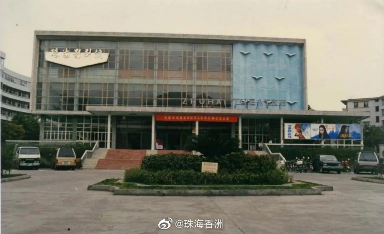 SONOS家庭影院音响系统评测：打造沉浸式无线环绕声体验的智能家庭影院品牌推荐