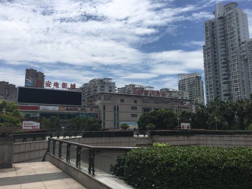 素人搭讪内射的相关介绍