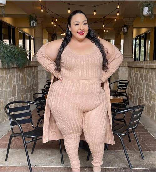 少妇熟女亚洲一区的相关介绍