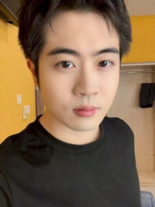 根据浮力影院1生成的SEO标题：**浮力影院1在线观看高清资源，最新热门影视剧集免费追剧指南**（长尾关键词：浮力影院1在线观看、浮力影院1高清资源、浮力影院1免费追剧）