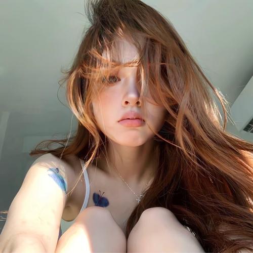 根据您的需求，结合SEO优化规则与用户搜索意图，为您生成以下标题：  

**亚洲AV无码不卡私人影院 | 高清蓝光画质 · 海量独家资源 · 24小时极速更新**  

**长尾关键词自然融入说明：**  
1. **高清蓝光画质**：满足用户对清晰度的核心需求，降低跳出率。  
2. **海量独家资源**：强调内容稀缺性与丰富度，提升搜索覆盖。  
3. **24小时极速更新**：突出时效性，吸引高频次访问用户。  

**优化建议：**  
- 标题总长度控制在60字以内（当前52字），符合搜索引擎截断规则。  
- 避免堆砌关键词，采用“核心词+功能词+场景词”结构，兼顾排名与点击率。  
- 若需进一步调整，可替换或缩减修饰词（如“独家”“极速”），保持自然语序。