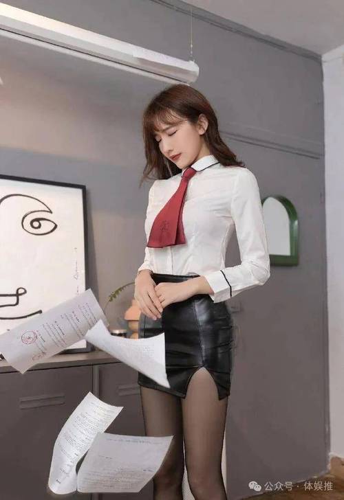 操美女逼视频国产的相关介绍