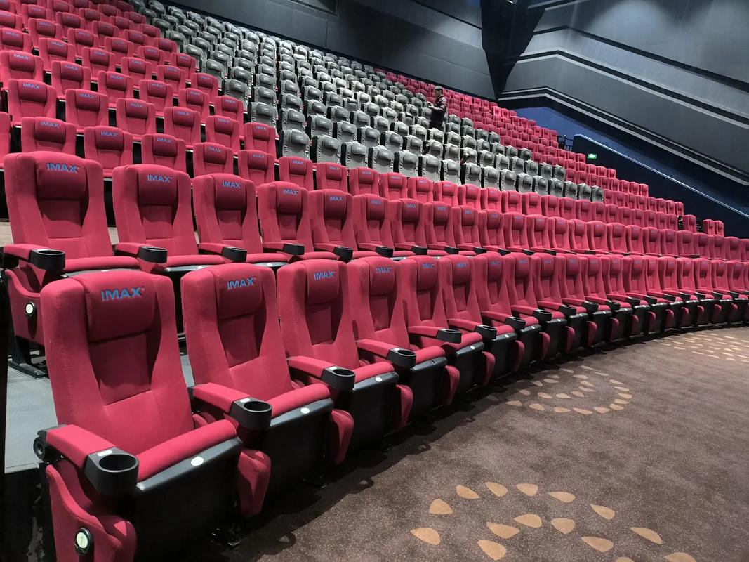 影院座椅选购指南：从人体工学设计、声学布局到耐用性对比，打造沉浸式观影体验