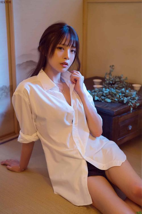 色av妞的相关介绍